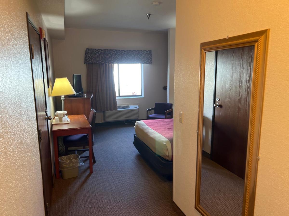 Express Inn & Suites Decatur Exteriér fotografie