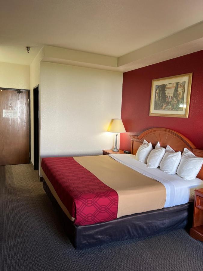 Express Inn & Suites Decatur Exteriér fotografie