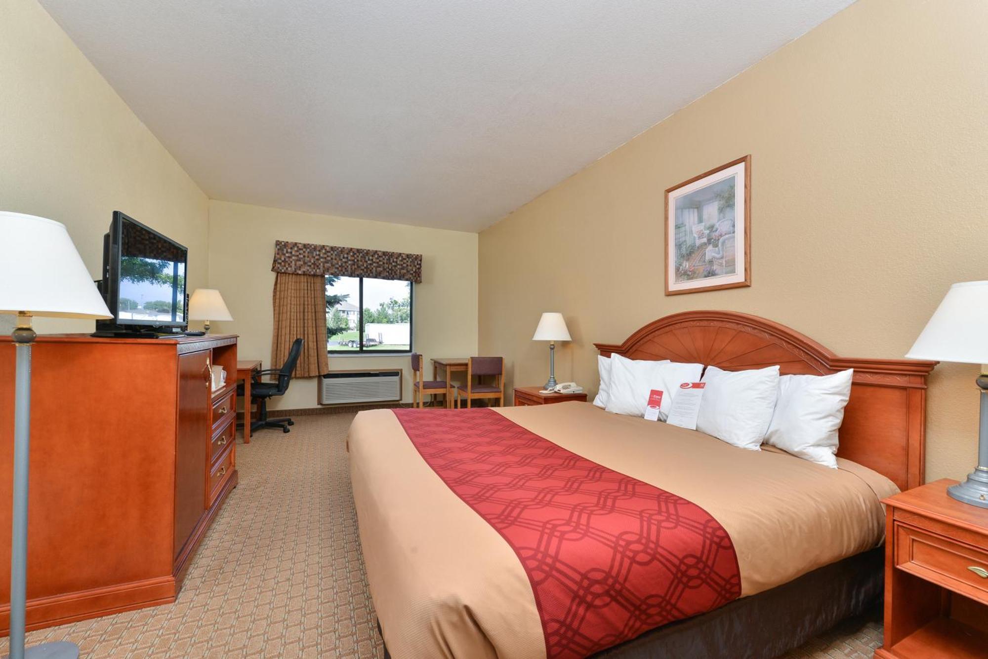 Express Inn & Suites Decatur Pokoj fotografie
