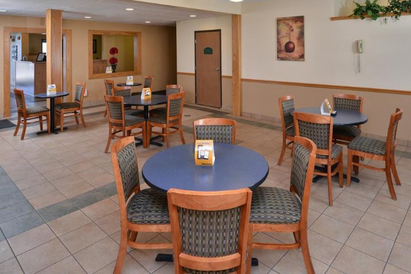Express Inn & Suites Decatur Exteriér fotografie